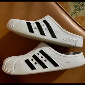 Adidas unisex Adilette adult clog